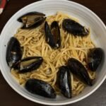 Pasta With Mussels in Tomato Sauce